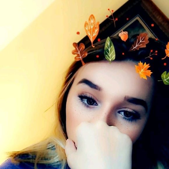 Meet your Posher, Cassie - Picture 1 of 1